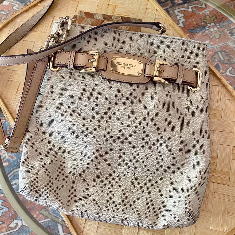 Michael Kors Crossbody